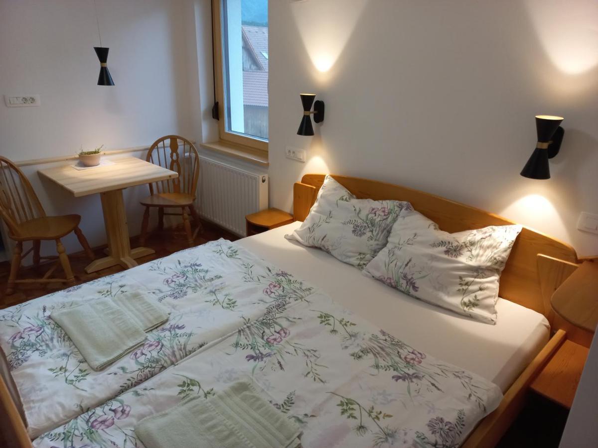 모지례 Sobe Levc B&B 외부 사진