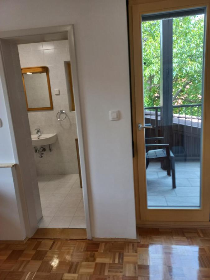 모지례 Sobe Levc B&B 외부 사진